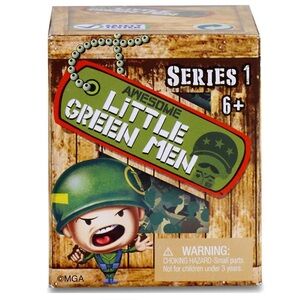 Lot of 30+ Awesome Little Green Men Set, rare and retired toys!